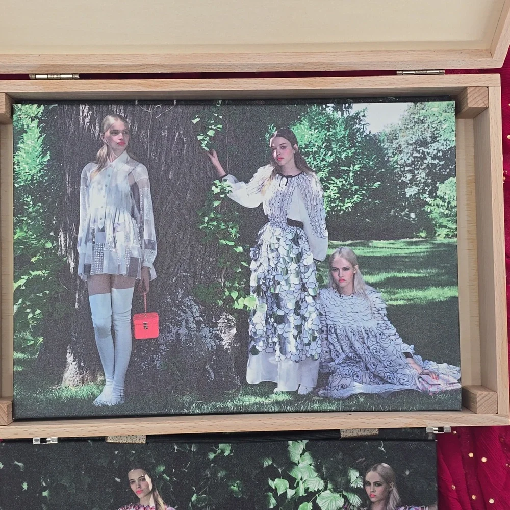 Chanel‎ Fashion Impressionism 2015/2016  Collection Wooden Box